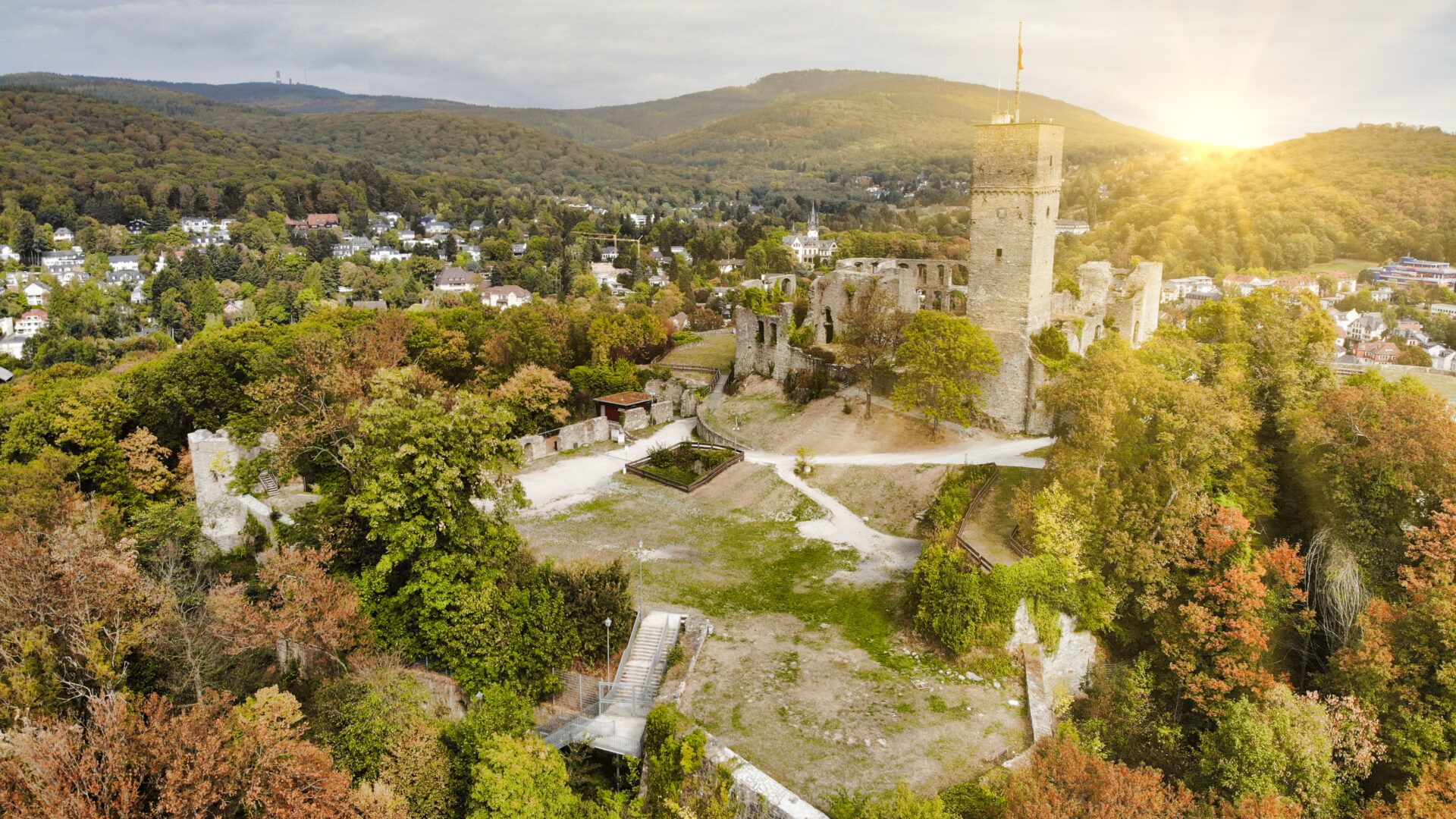 Königsteiner Burg (mit Sonne)